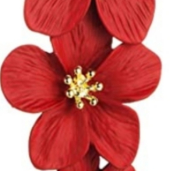 Big Red Triple Flower Blossom Earrings 3D Large 3 Flowers Gold Botanical New - Picture 2 of 2